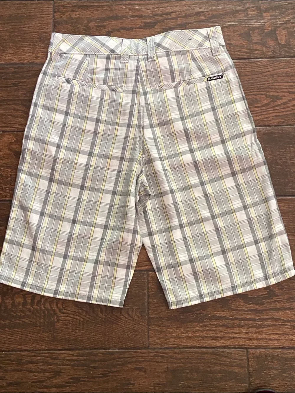 Rusty Men’s Plaid Flat Front Shorts in Gray, White and Yellow Size 30